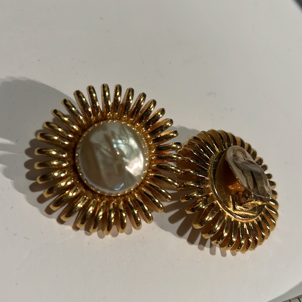 Chanel couture clip earrings - Picture 5 of 7